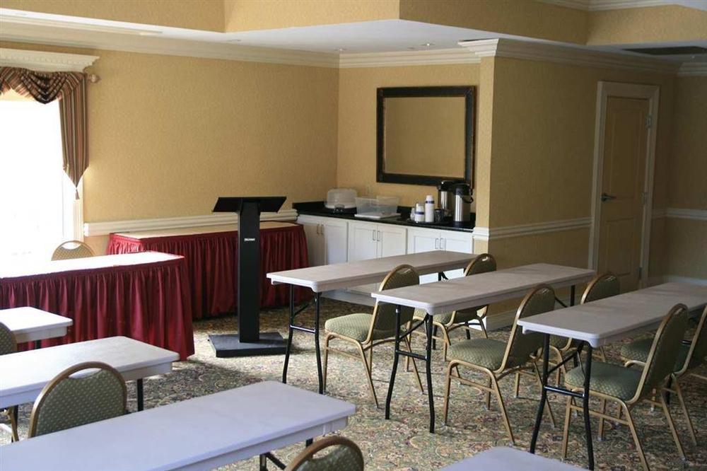 Hampton Inn פייקוויל מתקנים תמונה