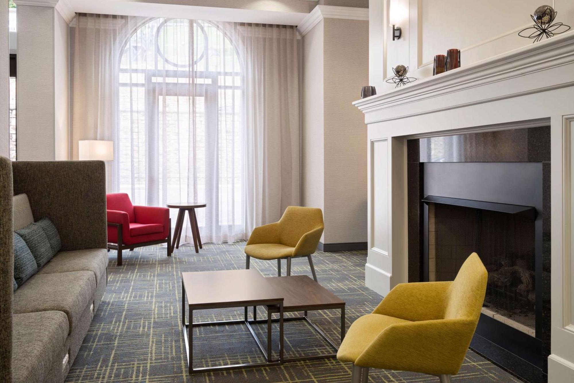Hampton Inn פייקוויל מראה חיצוני תמונה